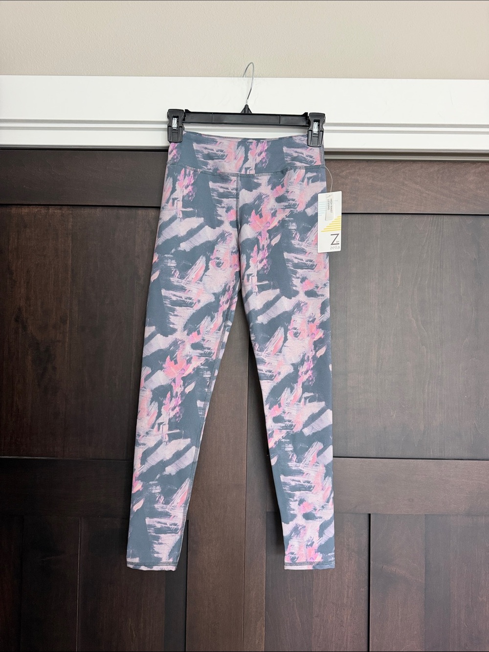 Z by Zella Girl Gray and Pink Brushstroke Print Active Leggings size Large 10/12